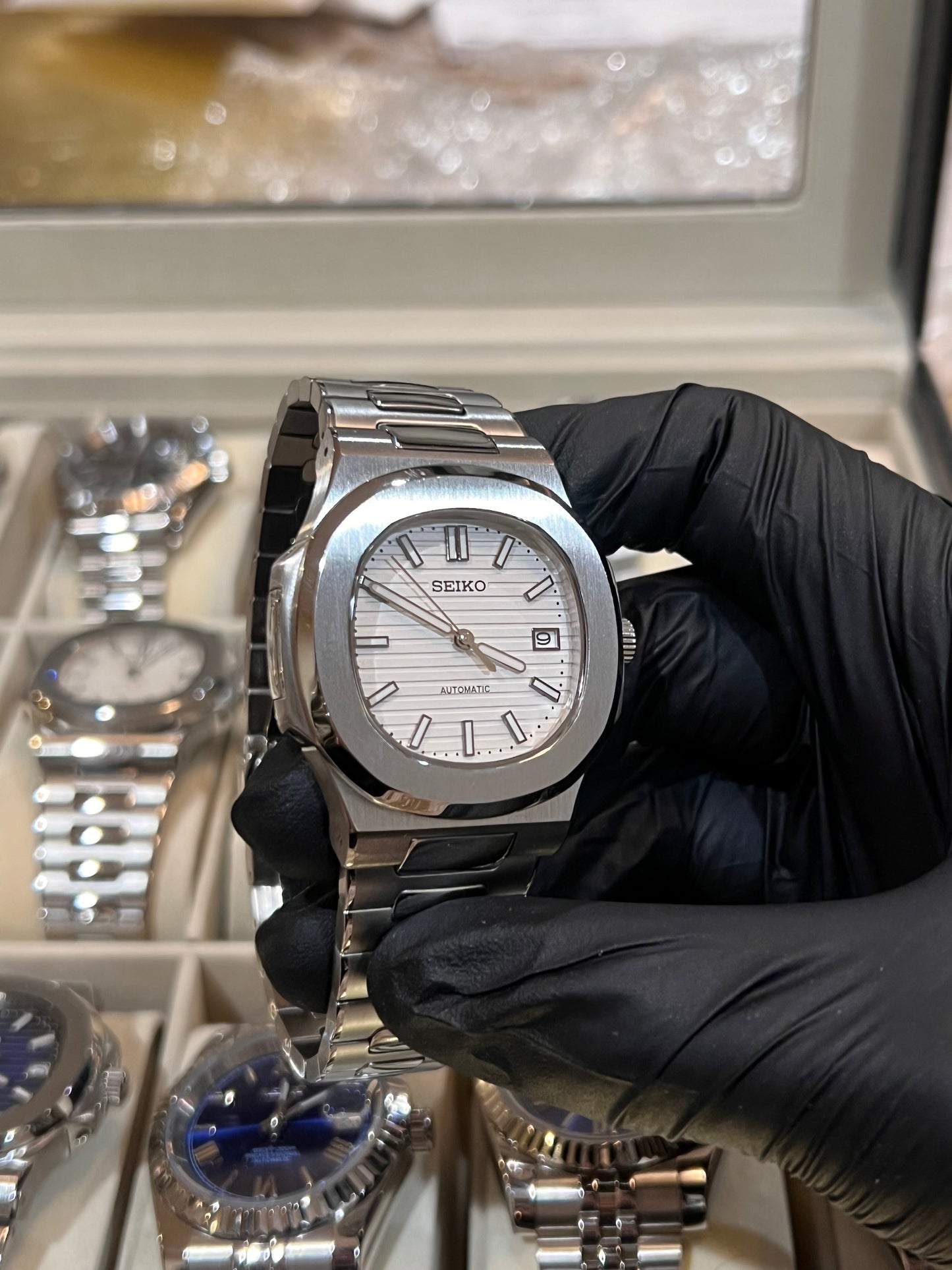 CUSTOM WATCH MOD WHITE FACE NH35 AUTOMATIC